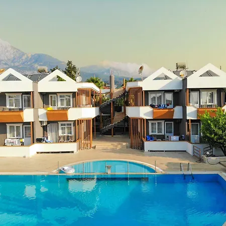 Tomris Apartahotel