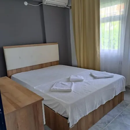 Tomris Apartahotel